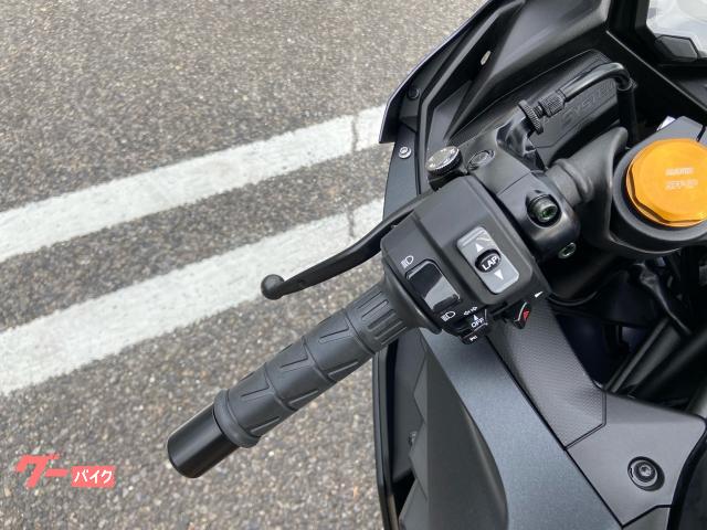 カワサキ Ninja ZX－25R SE フレームスライダー クイック