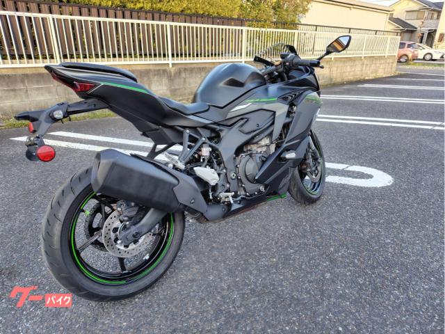 カワサキ Ninja ZX－4R SE フルノーマル エンジン