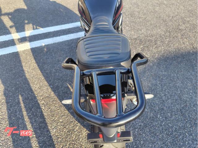 カワサキ Z900RS 2023年モデル リアキャリア ヘルメット