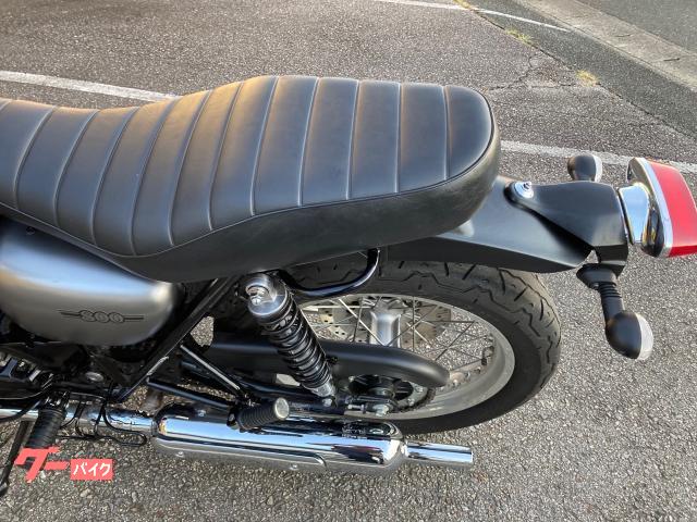 カワサキ W800 ストリート 前後タイヤ新品 バッテリー新品