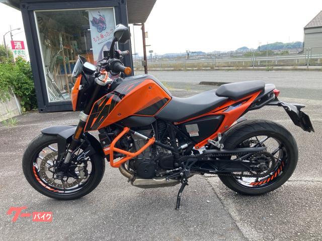 ６９０デューク　車検２年付き　タイヤ前後新品　バッテリー新品　ローダウン仕様　アクラポビッチサイレンサー付き
