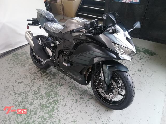 カワサキ Ninja ZX－4R SE メタリックマット