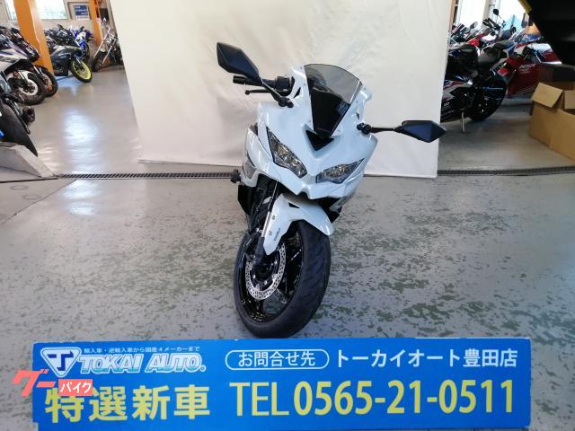 カワサキ Ninja ZX－4R SE パールロボティック