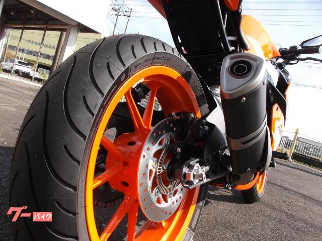 ＫＴＭ ＲＣ１２５ 水冷４サイクルＤＯＨＣエンジン搭載 ６速リターンマニュアル｜バイクのアオヤマ 藤枝店｜新車・中古バイクなら【グーバイク】