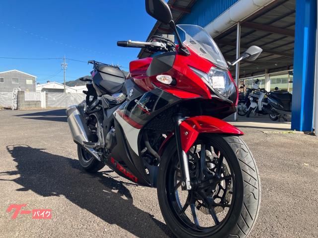 スズキ GSX250R 水冷4サイクル2気筒FIエンジン／6速