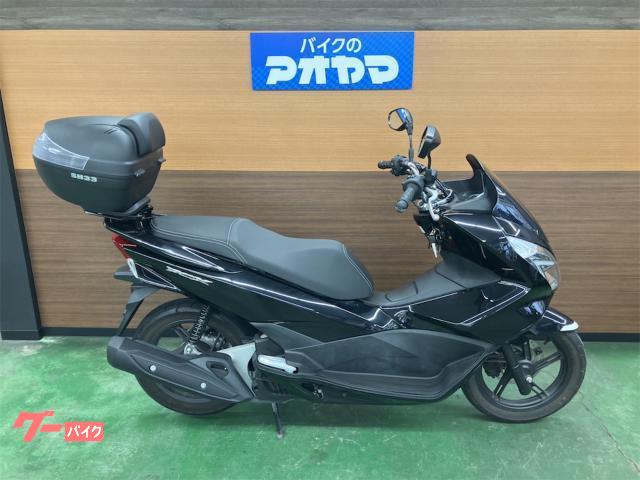 ホンダ PCX125 ポセイドンブラックメタリック リアボックス付き