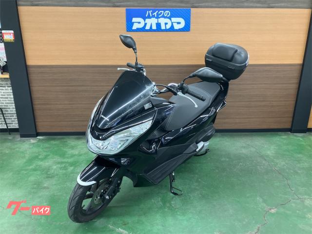 ホンダ PCX125 ポセイドンブラックメタリック リアボックス付き