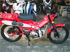 ホンダ　ＣＴ１２５ハンターカブ　タコメーター　ヘルメットホルダー付き