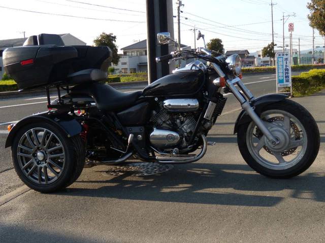 トライク ｖｔマグナ２５０トライクダウンマフラーｒボックス仕様 ｂ ｈｏｕｓｅ 新車 中古バイクなら グーバイク