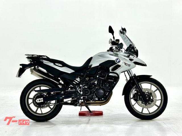 Ｆ７００ＧＳ　　１０４０３Ｃ０００６　グリップヒーター、ＬＥＤウィンカーを標準装備したハイラインモデルです。