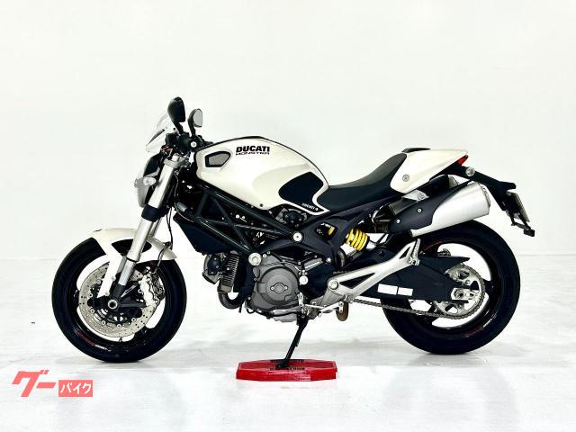 DUCATI モンスター696 2バルブ空冷Lツイン搭載 プーチ 