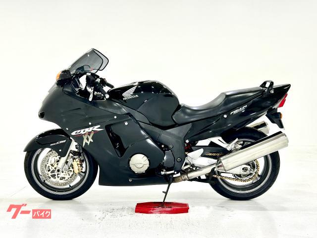 ホンダ CBR1100XX 1210460027 優れた空力特性と