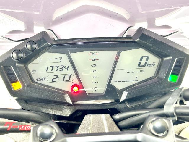 カワサキ Z800 1042370033 806ccの水冷4気筒