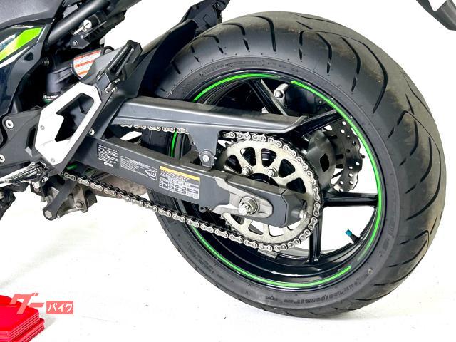 カワサキ Z800 1042370033 806ccの水冷4気筒