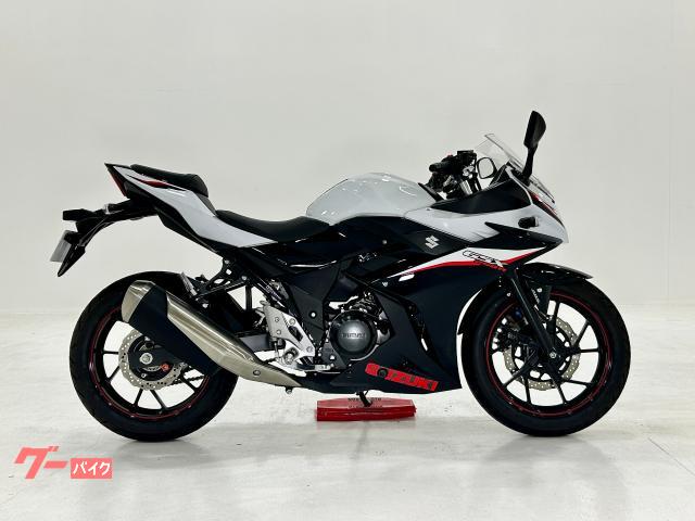 ＧＳＸ２５０Ｒ　１８２０５Ａ００９８　ロングストロークの並列２気筒エンジン搭載　ＡＢＳ装備
