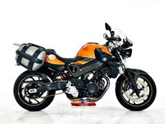 ＢＭＷ　Ｆ８００Ｒ　ハイライン　１２０１５３０００３　純正サイドケースやカーボンパーツを多数装備しています！