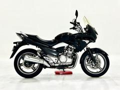スズキ　ＧＳＲ２５０Ｓ　１３０８５９００２２　ツアラーモデル　大型ハーフカウル・アップハンドル装備