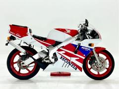 ホンダ　ＮＳＲ２５０Ｒ　１０８７９７０００５　絶版２ストレーサーレプリカ　外装１１点・リアホイールオールペン