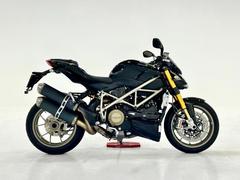 ＤＵＣＡＴＩ　ストリートファイターＳ　１０７４４４００１４　前後オーリンズサス・マルケジーニ製鍛造アルミホイールのＳ