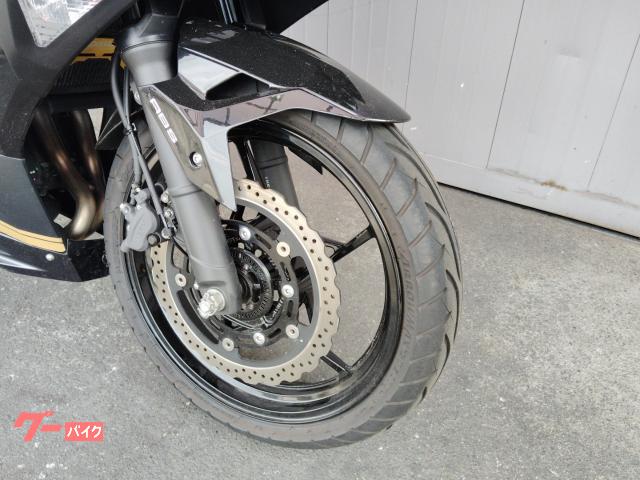 カワサキ Ninja 250 メタリックカーボングレー 2024年式