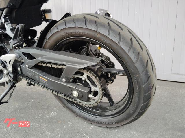 カワサキ Ninja 250 メタリックカーボングレー 2024年式