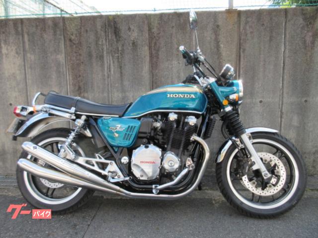 ＣＢ１１００　２０１０年モデル　ＫＯスタイル　ブルー　ワイバン４本マフラー　ＥＴＣ　エンジンガード　フォークブーツ