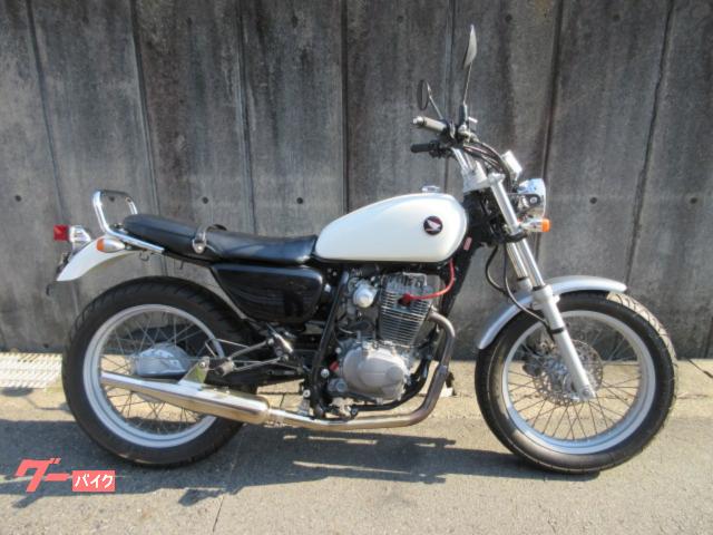 ＣＢ２２３Ｓ　２００８年モデル　ホワイト　キャプトンマフラー　カスタムハンドル　グラブバー　バッグサポート