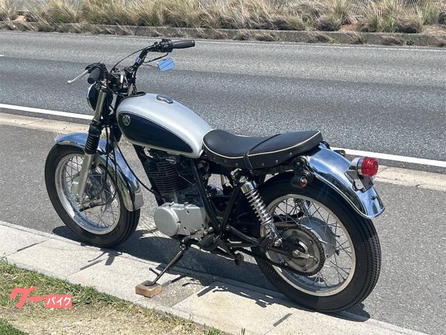 YAMAHA SR400 ボバーカスタム 純正パーツ多数あり 車検令和8年4月まで