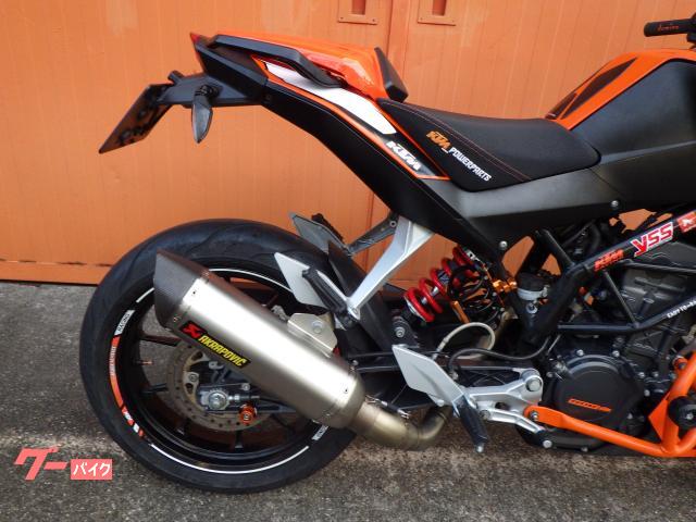 ruru KTM DUKE 200 アクラポビッチ マフラー　取付キャリア ruru KTM DUKE 200 アクラポビッチ マフラー 取付キャリア ruru KTM