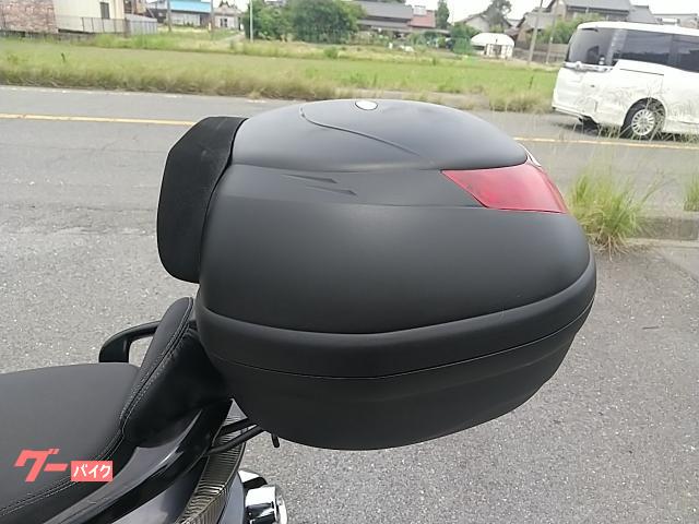 ヤマハ マジェスティ125 FI車 ノーマル車 リアボックス付き ガン