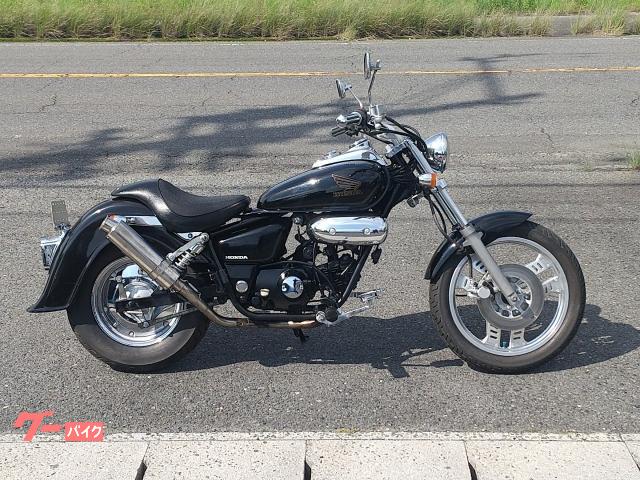 ＭＡＧＮＡ　ＦＩＦＴＹ　リアエスカルゴフェンダー　社外マフラー　グリップ　ミラー　キャブＯＨ　バッテリー新品　ブラック
