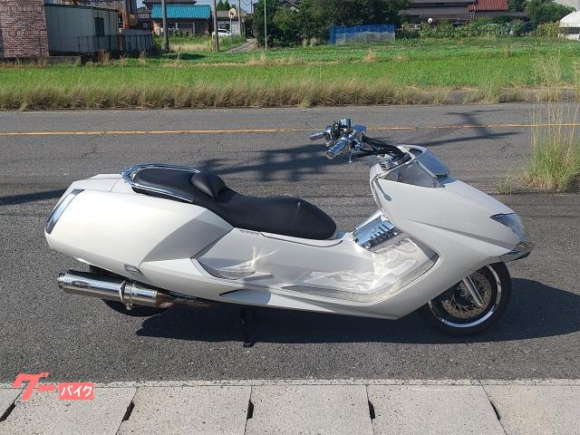 マグザム　ＦＩ車　ＳＧ１７Ｊ　社外マフラー　ハンドル改　ローダウン　メッキパーツ多数　ホワイト