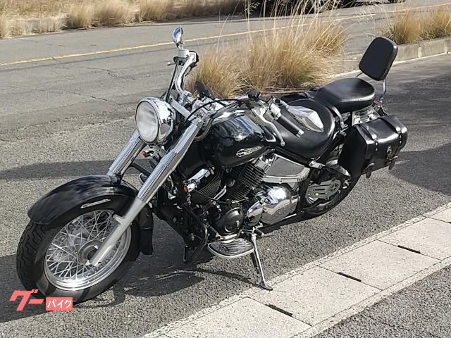 NO.2896 ドラッグスター４００ (DRAGSTAR)　サイドバック　スクリーン　エンジンガード　ブラック　☆彡 ヤマハ ドラッグスター400クラシック VH01J エンジンガード
