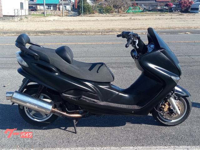 マジェスティ１２５　４サイクル　キャブ車　後期　社外マフラー　キャブＯＨ済　オイル交換　プラグ交換　マットブラック