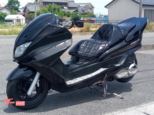 YAMAHA・マジェスティC・ブラックカラー・カスタム多数・全国陸送可能〜 ヤマハ マジェスティC エアロカスタム カチ上げ社外マフラー ハンドル