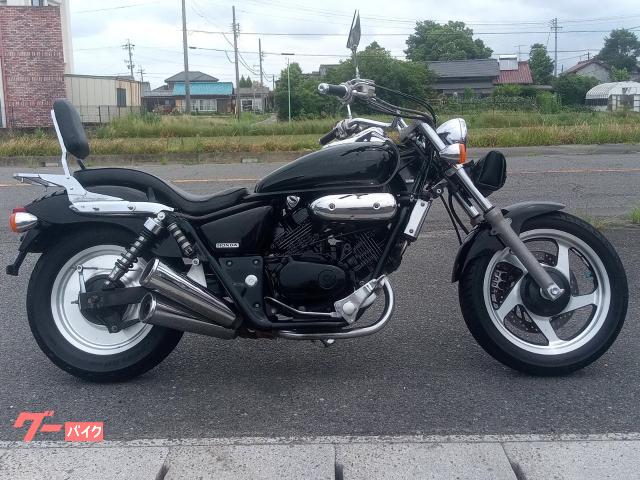 V−TWIN MAGNA 2007年 ファイナルモデル フェニックスタン 純正メガホンマフラー バックレスト ツールバック