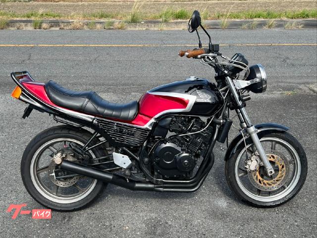ＪＡＤＥ　ＣＢＸ仕様　ＣＢＸ２型カウル　ショート管マフラー　チョビＵＰハンドル　ヘッドライト改　アンコ抜きタックロールシート