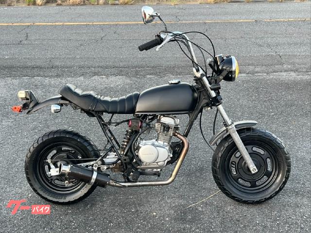 Ａｐｅ　４サイクル　キャブ車　スカチューン仕様　ＵＰハンドル　社外マフラー　シート　カスタム多数