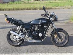 ヤマハ　ＸＪＲ４００Ｒ　４ＨＭ　ＣＢＸ羽根テール　社外マフラー　軽スロ　アンコ抜きタックロールシート　カスタム多数　ニューペイントブラック