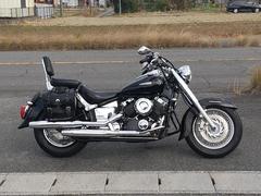 ヤマハ　ドラッグスター４００　クラシック　ＶＨ０１Ｊ　エンジンガード　バックレスト　サイドバック付　ウインカー　ミラー等　ブラック