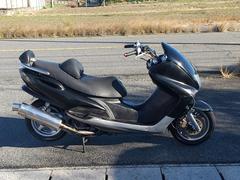 ヤマハ　マジェスティ１２５　ＦＩ車　社外マフラー　フロントマスク　タンデムバー　ハンドル　ハンドルポスト等　ブラック