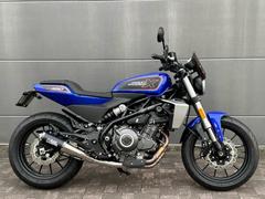 ＨＡＲＬＥＹ−ＤＡＶＩＤＳＯＮ　Ｘ３５０　ＢｌａｃｋＰａｒａｄｅ製車検対応マフラー　エンジンスライダー　メーターバイザー　フェンダーレスキッド　ミラー