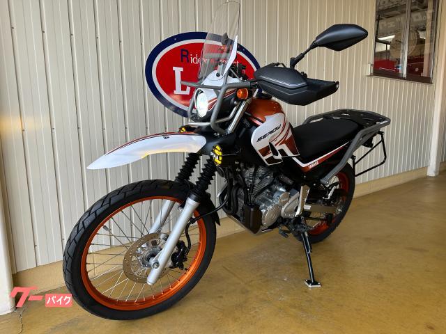 ヤマハ セロー250 大型キャリア＆ウインドスクリーン＆ナックル