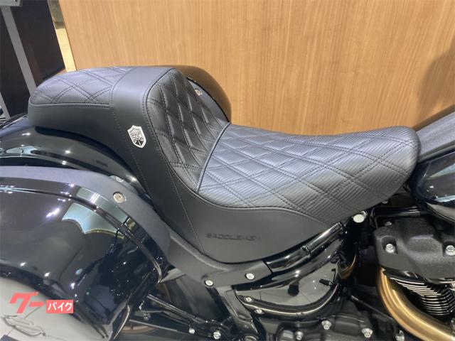 サドルマン ハーレー シート FXLRST （車両情報:HARLEY−DAVIDSON 