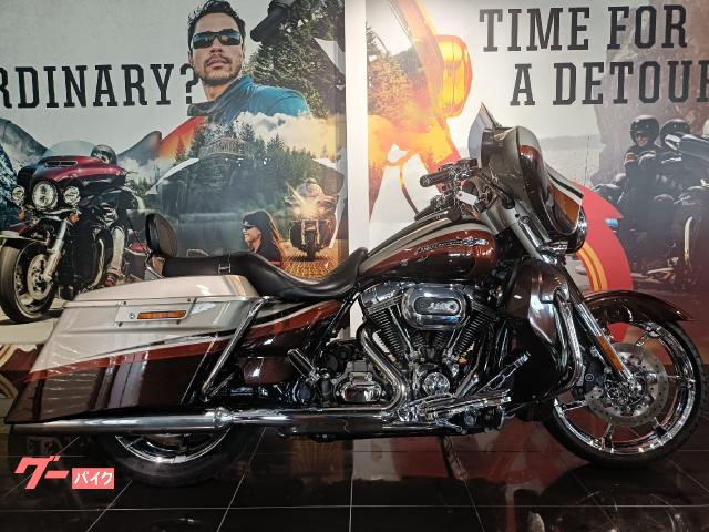 ＣＶＯ　ＦＬＨＸＳＥ２　ストリートグライド　前後１９インチタイヤ　ＥＴＣ　サドルバッグガード