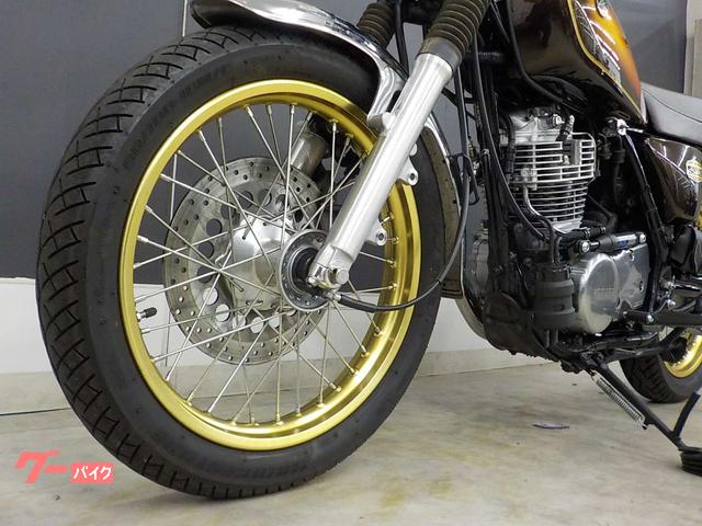 ヤマハ ＳＲ４００ ４０周年モデル カスタムマフラー｜バイク王 一宮店｜新車・中古バイクなら【グーバイク】