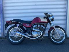 ヤマハ　ＳＲＶ２５０Ｓ　ノーマル車　レッドホワイト　キャブレターモデル