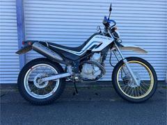 ヤマハ　セロー２５０　ホワイト