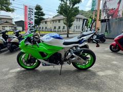 カワサキ　Ｎｉｎｊａ　ＺＸ−６Ｒ　４０ｔｈ　ＡＮＮＩＶＥＲＳＡＲＹ　ＥＤＩＴＩＯＮ