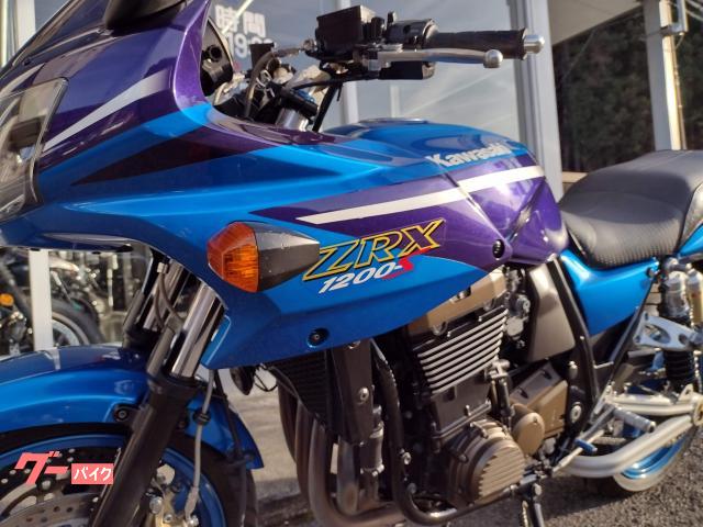 カワサキ ZRX1200S ノジマフルエキマフラー／バックステップ